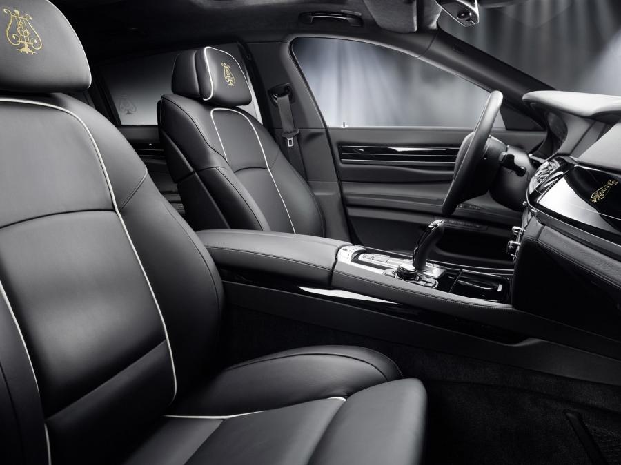  BMW 7-Series Individual 2009 года  (фото 13 из 13)